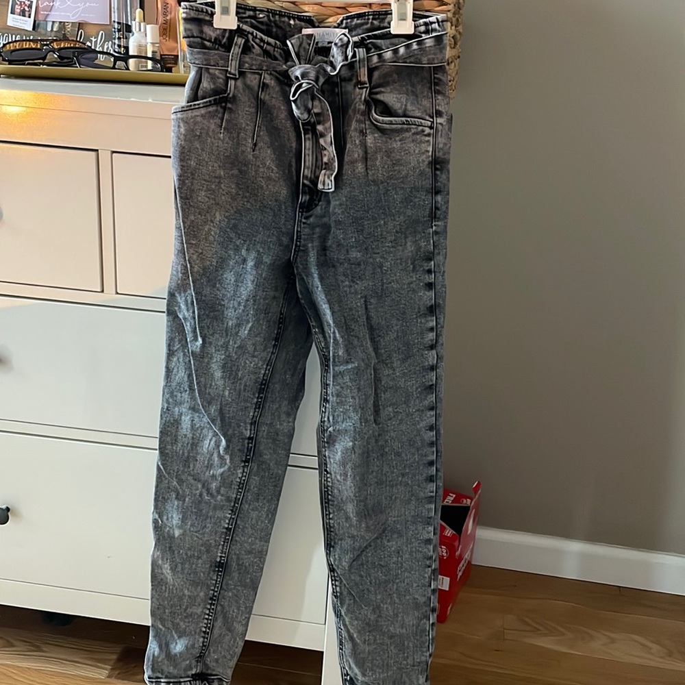 Acid wash jeans